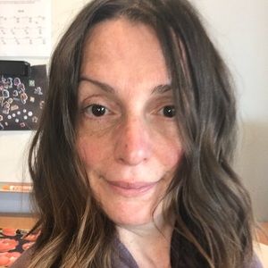 Meet your Posher, Leah